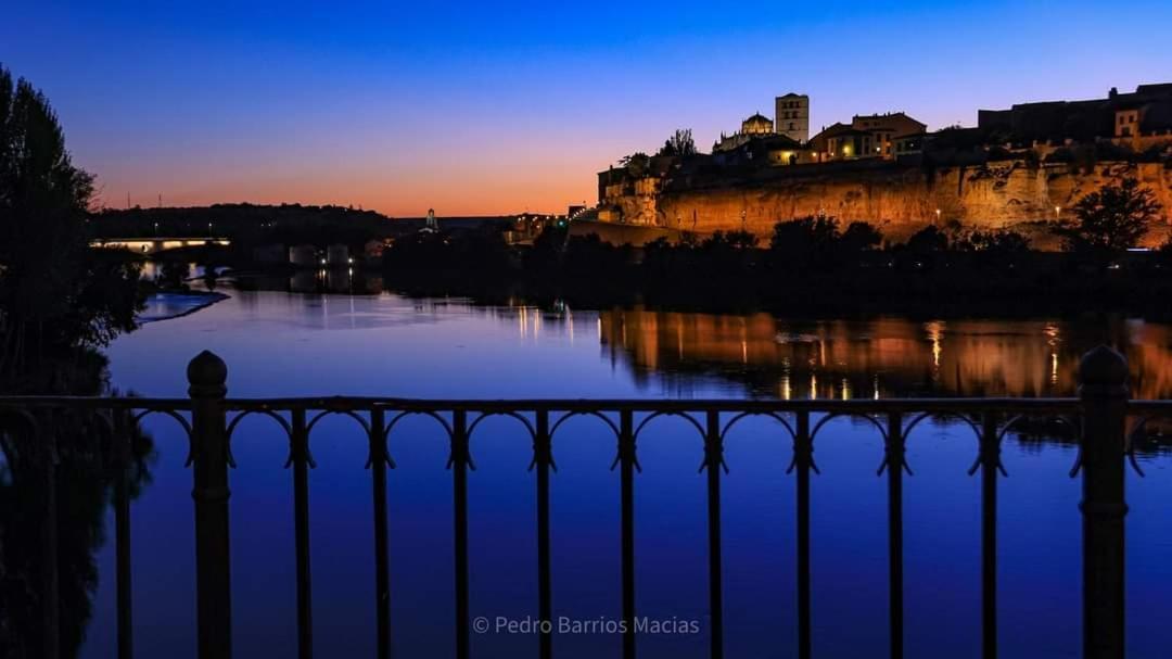 A Los Ojos Del Rio Duero Leilighet Zamora Eksteriør bilde