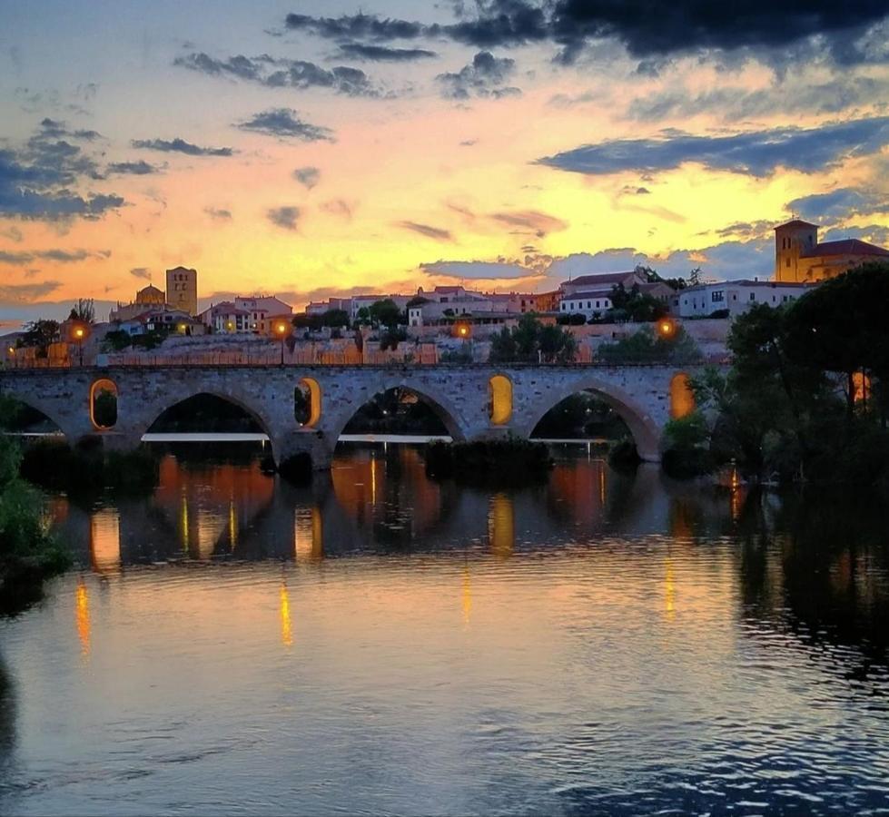 A Los Ojos Del Rio Duero Leilighet Zamora Eksteriør bilde