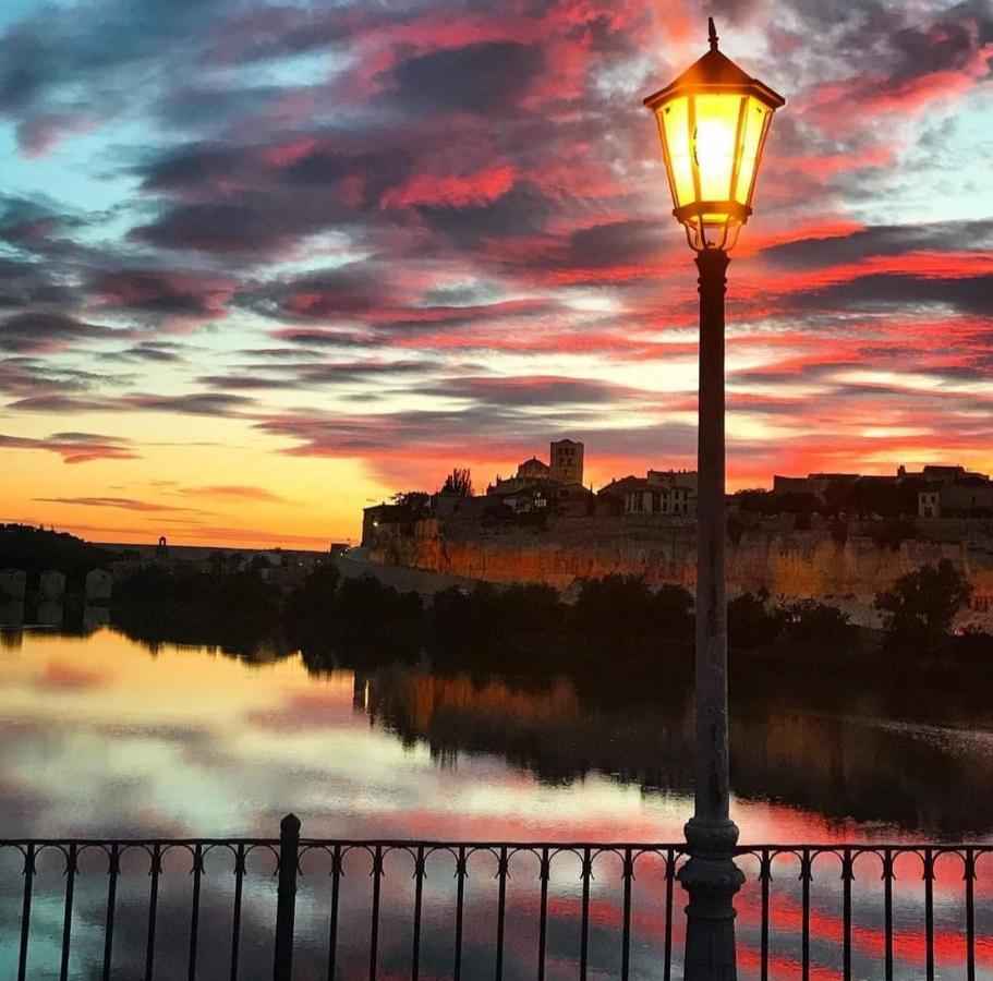 A Los Ojos Del Rio Duero Leilighet Zamora Eksteriør bilde