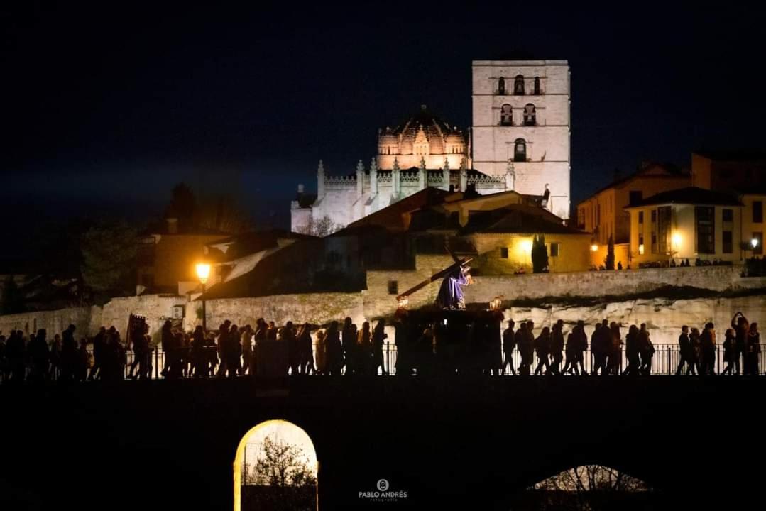 A Los Ojos Del Rio Duero Leilighet Zamora Eksteriør bilde