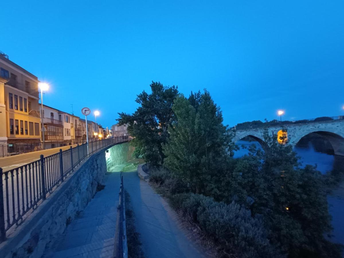 A Los Ojos Del Rio Duero Zamora Eksteriør bilde